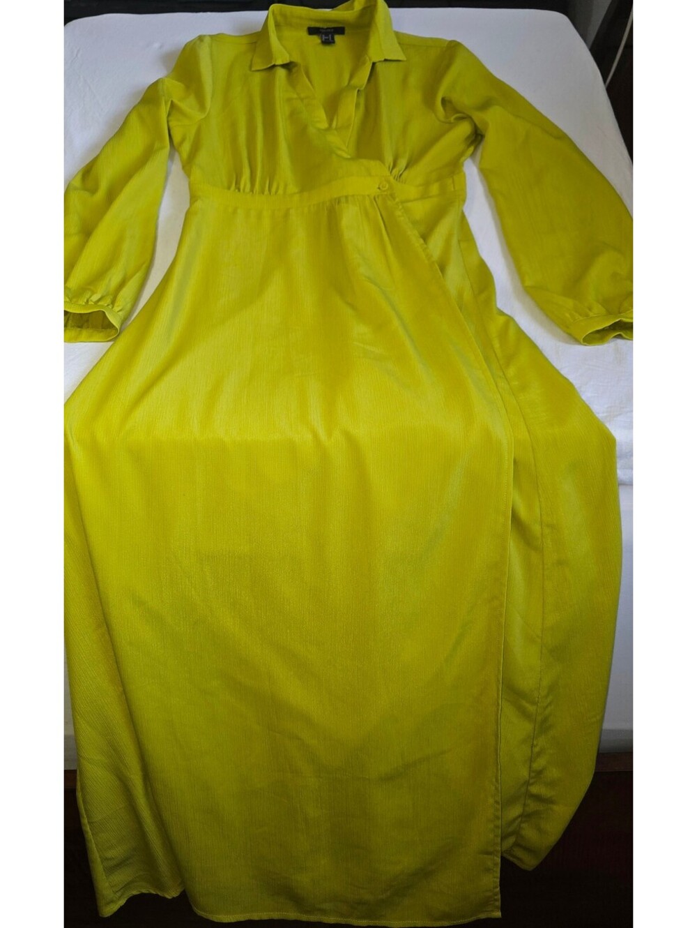 Forever 21 chartreuse maxi dress size medium